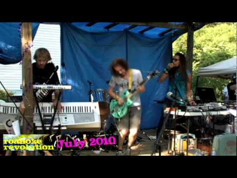 Nancy And Two Meteors (Live at Underground Melodies)