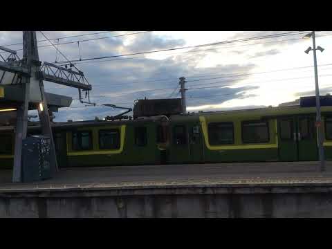 8339/8139/8311/8111/8335/8135 arrives on Platform 7, Dublin Connolly (Dublin) (07/08/2023)