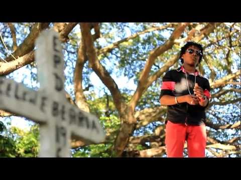 Video Oficial - Me fui en Una - Pakitin El Verdadero