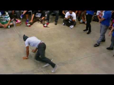 Deadly Venoms Crew VS Ground FX @ Beantown Breakdown