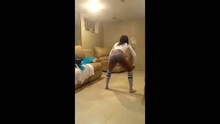 Bands a make her dance cake