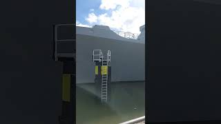Marineschip Zr Ms Tromp 🇳🇱 🕊 #rotterdam 💚😍 #parkkade 🤍 #wandelen 🚶🏼♀️➡️💚😍
