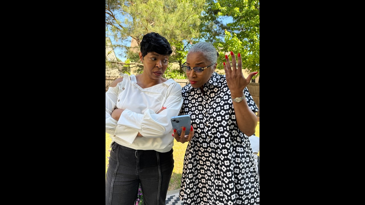 When Rolonda gets a text from an old fling!