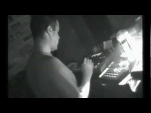 Neue Heimat @ Club Prag Stuttgart - Tobias Schmidt (live) Juni 2000 (Anfang)