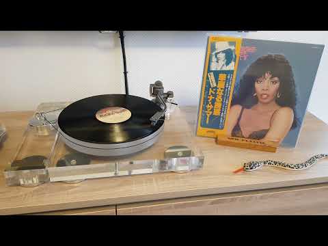 Donna Summer - Dim All The Lights vinyl play