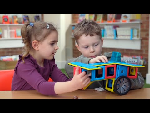 Slide 5 - Magnetic Polydron Class Set, 96 Pieces (video)