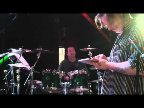 DrumJam - Pete with Kev Whitehead - One finger vs 4 limbs!!
