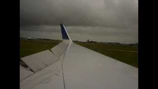 preview picture of video 'Continental Landing at Shannon Airport 2010'