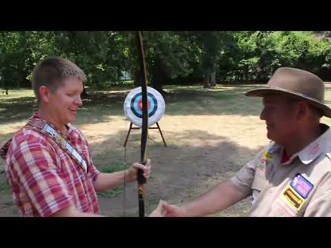 SmarterEveryDay! WORLD S MOST AMAZING ARCHER in Slow Motion - Smarter Every Day 130