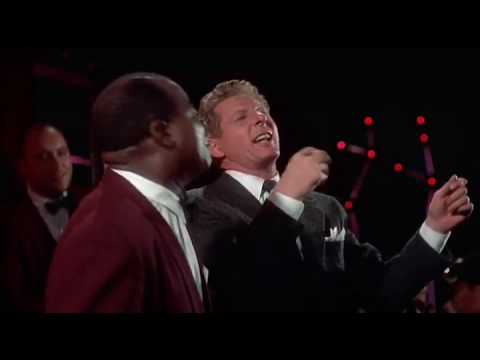 Louis Armstrong - When the saints go marching in.flv