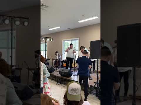 Yosef Chaim Eisenstein singing “Aderaba” | Mesivta Parents day in Durham
