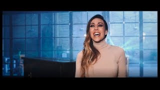 &quot;Tú y yo y el loco amor&quot; - Mónica Naranjo canta el tema principal de &quot;SALIR DEL ROPERO&quot;