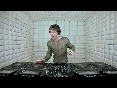 Cristobal Pesce - White Room (Techno/Psytrance) DJ Set 4K