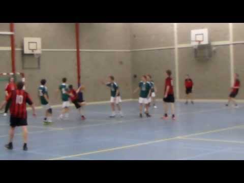 Bekerduel Olympia heren A tegen Swift Helmond: doelpunt Koen