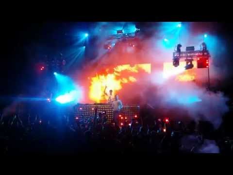 Falling Back featuring Eric Lumiere - Cosmic Gate