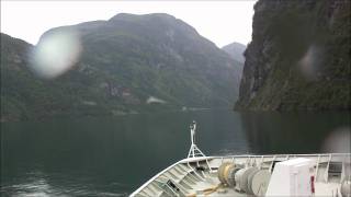preview picture of video 'Hurtigruten Storfjord & Geiranger'