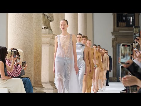 Sportmax Spring Summer 2025 Runway Show