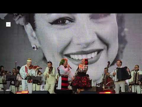 Andra & Cornelia & Lupu Rednic (live 2024 Oradea) - De departe noi zinim