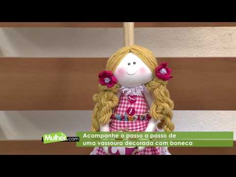 Vassoura Decorada - Boneca Cupcake por Jô Cruz - 02/05/2017 - Mulher.com - P1/2