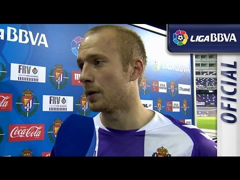 Entrevista a Larsson tras el Real Valladolid (2-2) Real Sociedad - HD