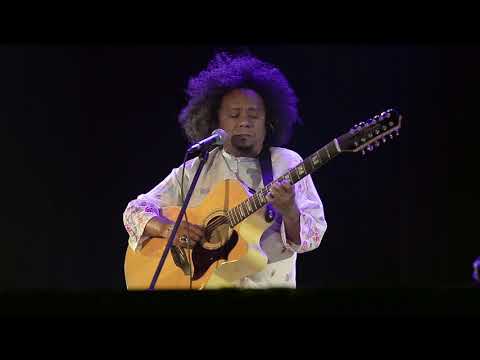 Duo Gisbranco e Chico César - Templo