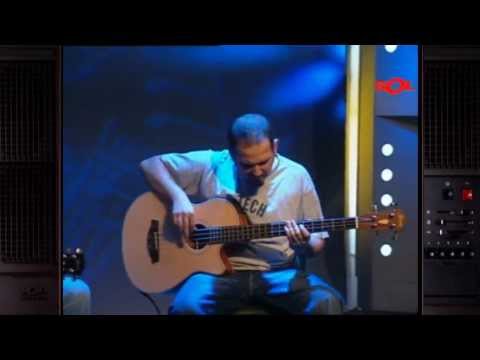 Fito Páez "Bello abril" (A Solas 2003)