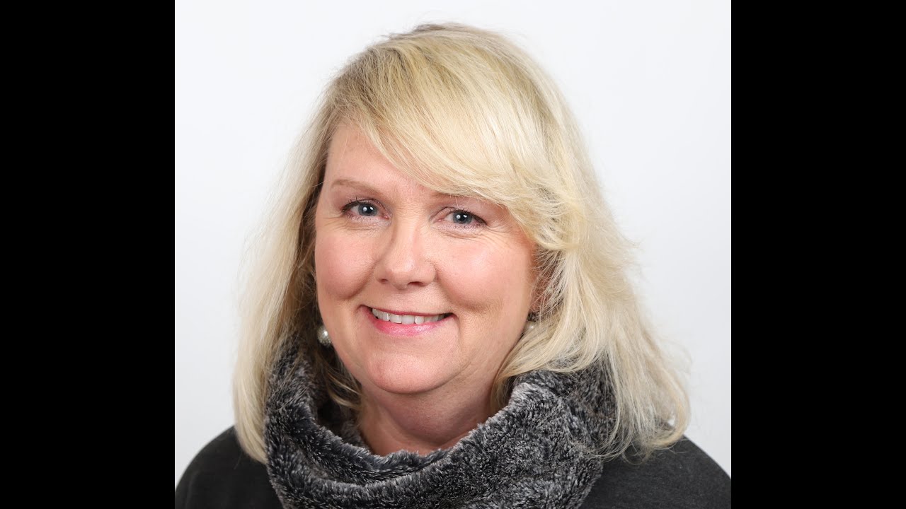 90 For 90 Ep. 35 - Holly George, Interior Designer and Nj Window Treatment Expert - Sussex County