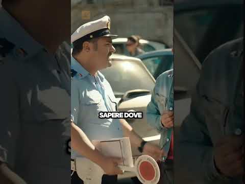 SCENE FROM THE FILM DAYLIGHT SAVING TIME 😄 #italiancomedy #italiancomedy #shortsfeed #shortsvideo