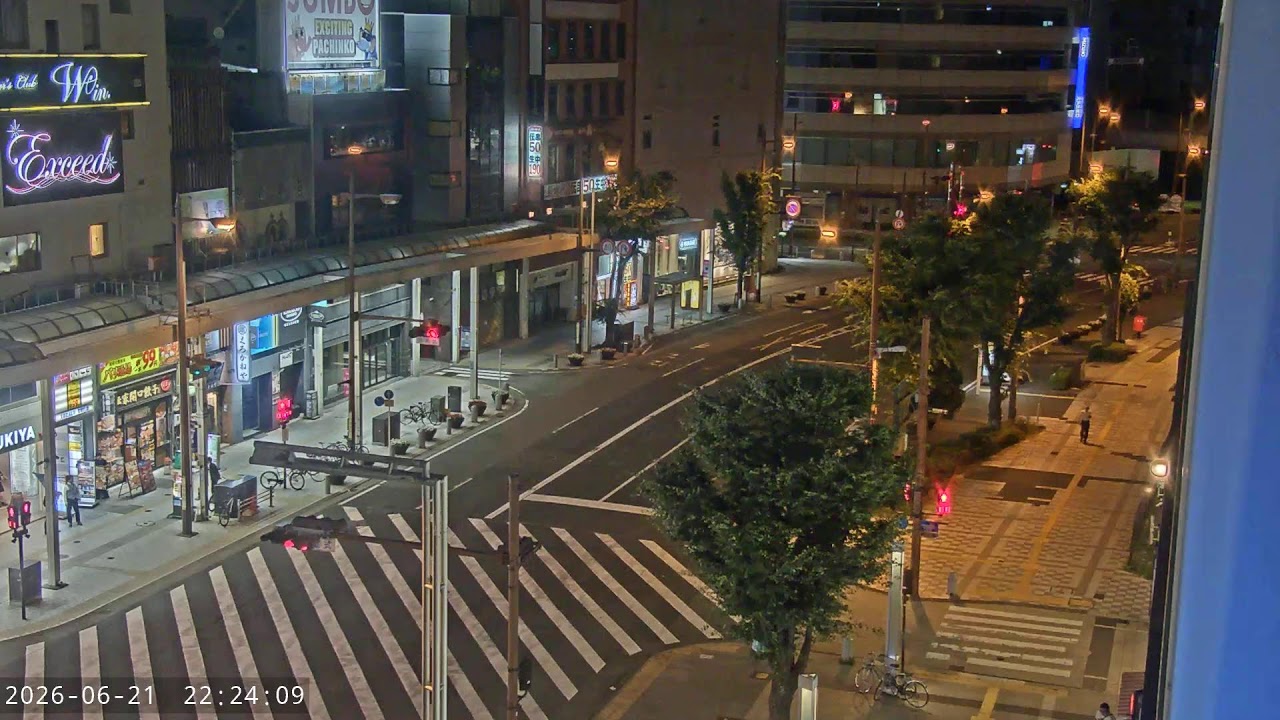 Live webcam view of Kajimachi-dori Crossing at ZaZa City