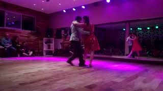 Video thumbnail for Rainier Pereira & Elise Barbot - DNI Tango - 23/02/19 - 1/4
