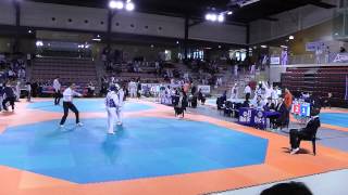 preview picture of video 'Jérémy VS Kheireddine, 1/8-finale V1 -68kg, Taekwondo France Vétérans 2015'