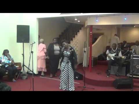 Camesha {Mighty Majectics) 9  /14/2013   Pastor Larry Skinner  & Wife BBless