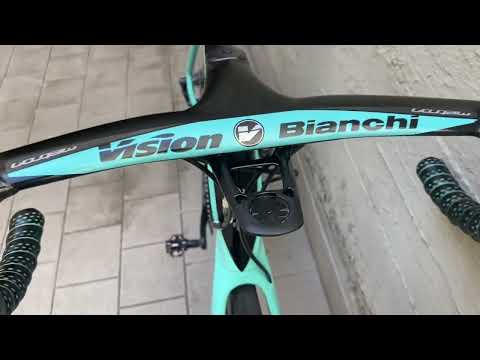 Bianchi Infinito CV Disc - Campagnolo SR 12 speed RIGHT SIDE