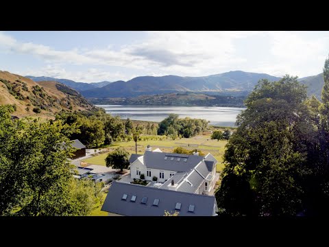 Video tour thumbnail