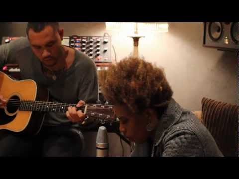 In the studio with Macy Gray - Creep (Acoustic)