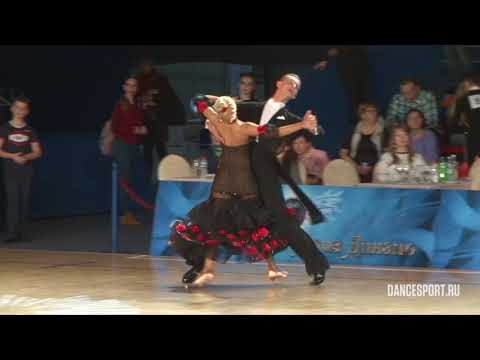 Stanislav Mazur - Daria Kustysheva, RUS, 1/4 Viennese Waltz