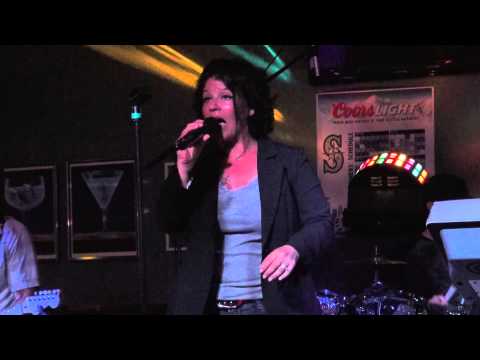 Michelle Taylor and the Blues Junkies Aug 10, 2013 (5)