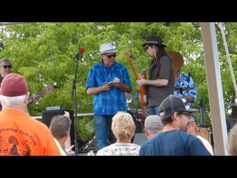 Lamont Cranston Band - Upper Mississippi Shakedown