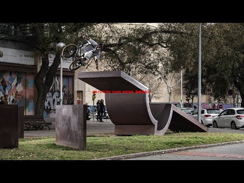 MArieJADE - NO FUTURE - ALEX VALENTINO