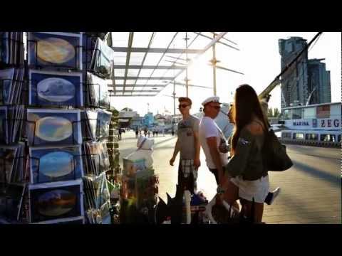 Glamour Djs ft. Nick Sinckler - Feel like a God (official music video)