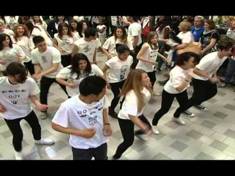 "LA SCUOLA SIAMO NOI" Flash Mob Grandemilia-4 maggio 2014 IPSIA Cattaneo Deledda, DI.MA.DANCE