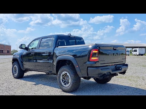 External Review Video rPmyQiHv74s for RAM 1500 V (DT) Pickup (2018)