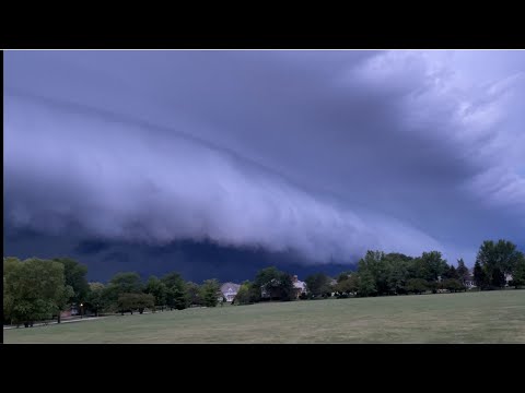 **UNCUT!!** Severe Thunderstorm Warning for Libertyville Illinois! EPIC SHELF CLOUD!! 08/24/2021 4K