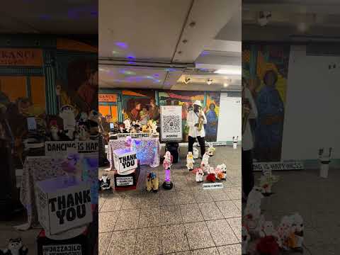Play video