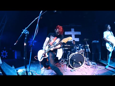 Cerebros Ausentes - Burnout (Green Day cover) en vivo en Psiquika (La Plata)