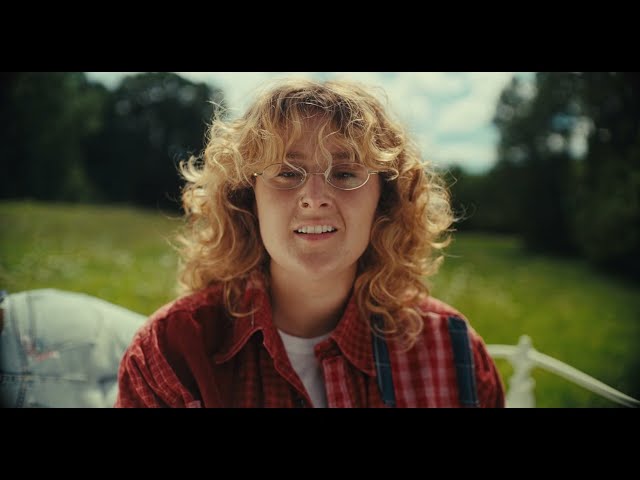 Video zu 'Handstand' ansehen