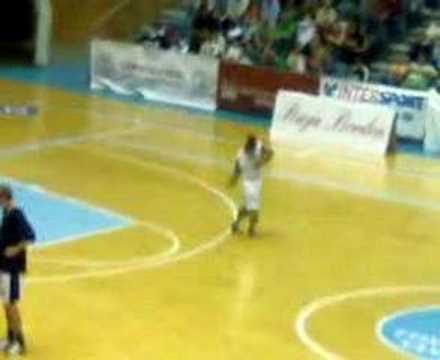 la nueva mascota dl beirasar rosalia