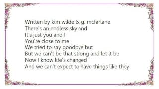 Kim Wilde - C&#39;mon Love Me Lyrics