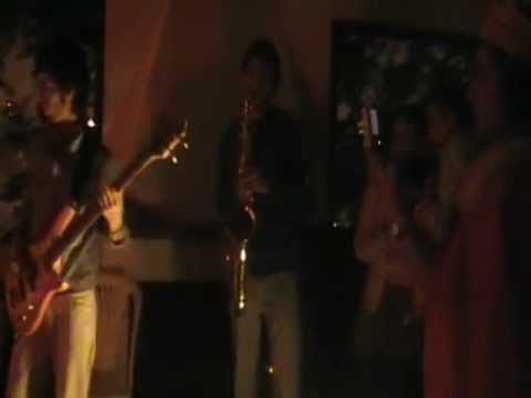 Vino Mariani / Momo Rock / Neptunia Parque