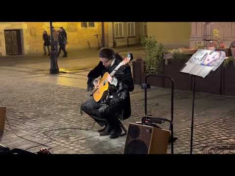 Gdansk old town at night